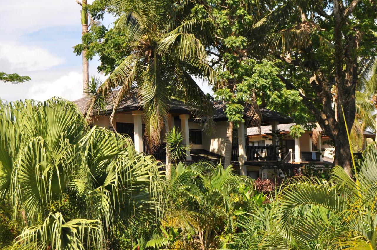 Warwick Le Lagon Resort & Spa, Vanuatu Порт-Вила Экстерьер фото